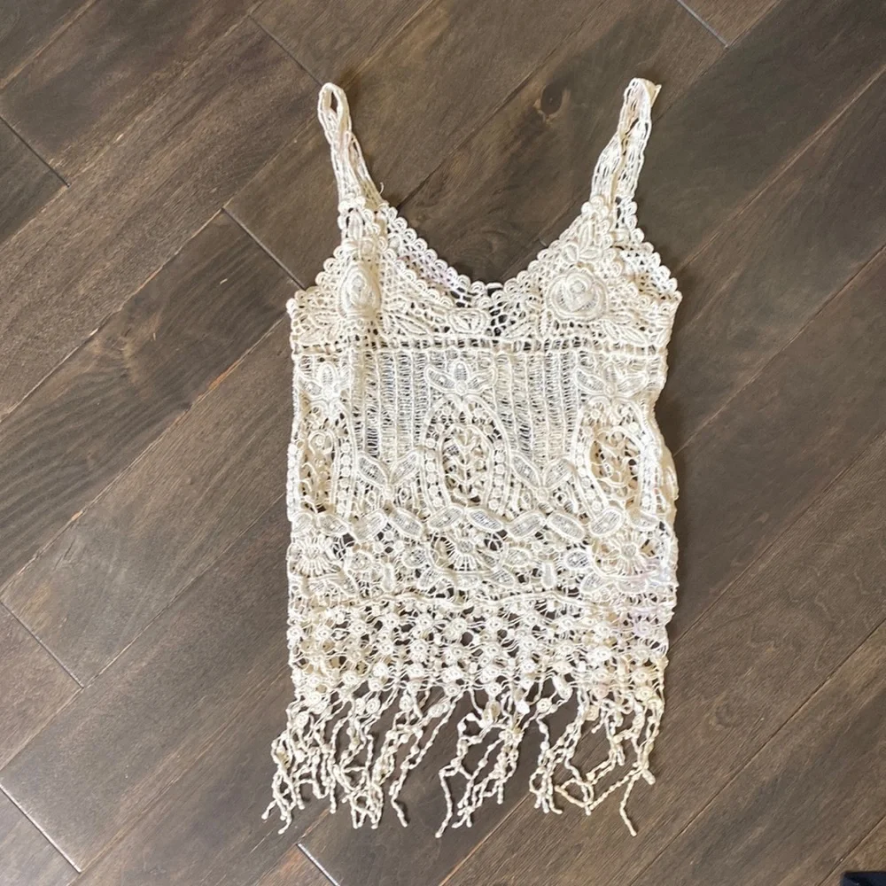 Super cute, off-white, crochet top! - Picture 1 of 3